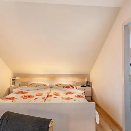 Haus Buehrer Гостевой дом 4*