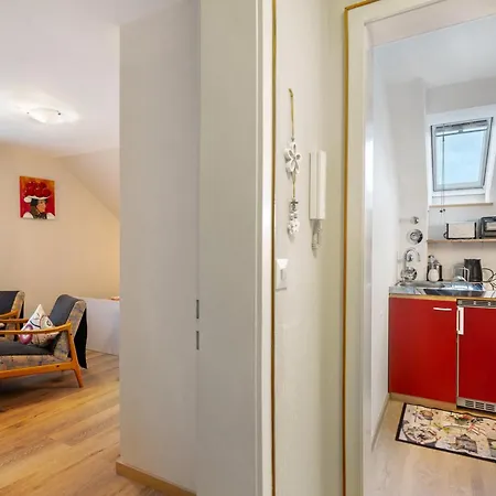 Haus Buehrer Гостевой дом 4*