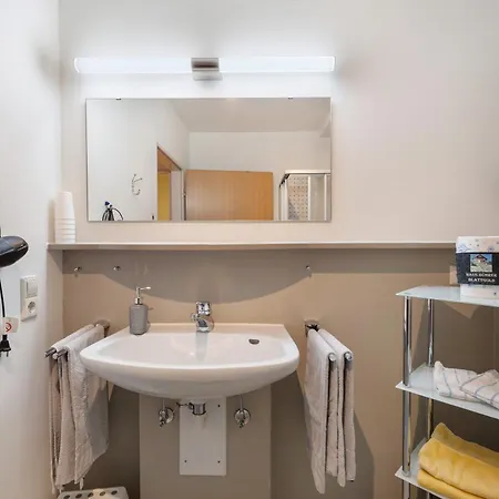 Haus Buehrer Гостевой дом Фрайамт